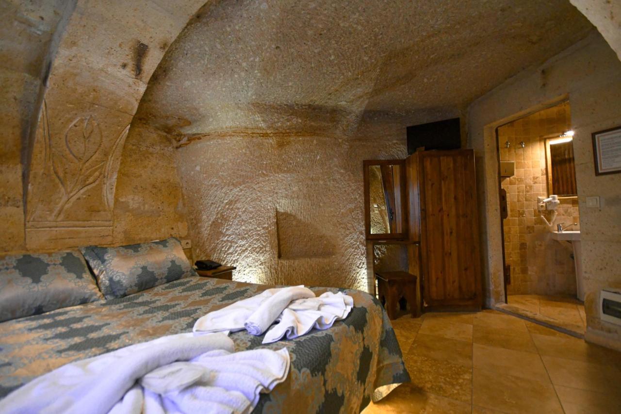 Hotel Shoestring Cave House
