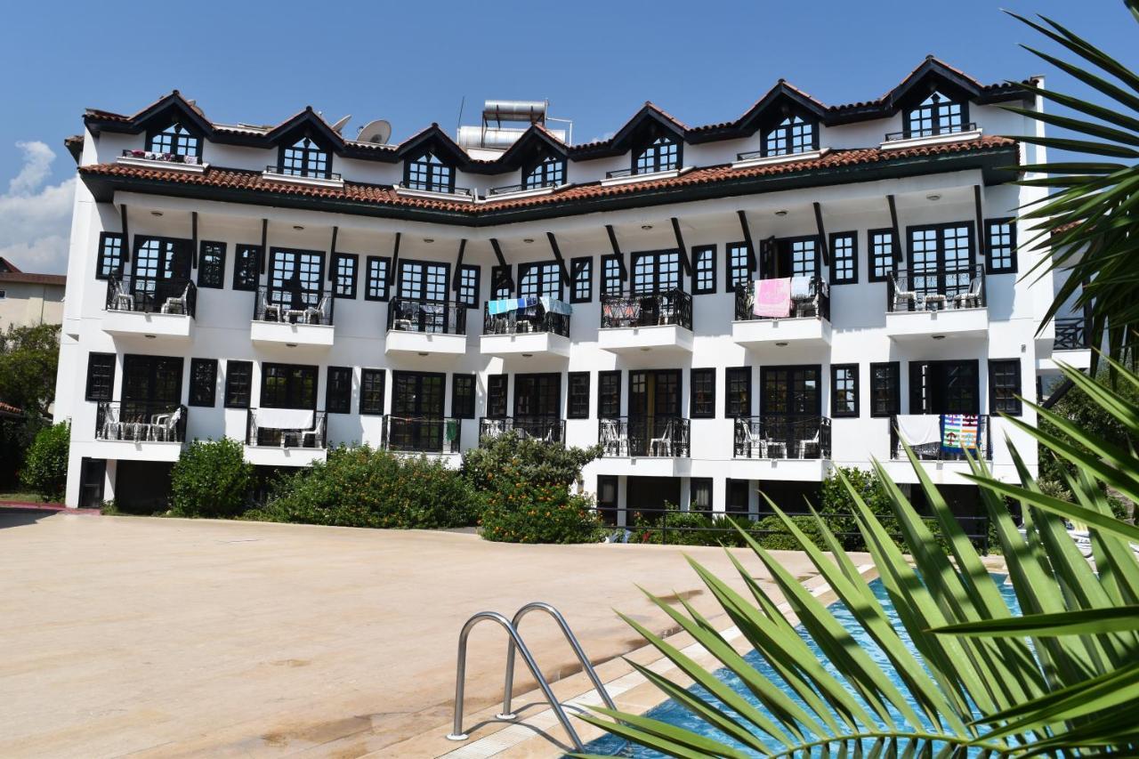 Hotel Ares Dream 4*