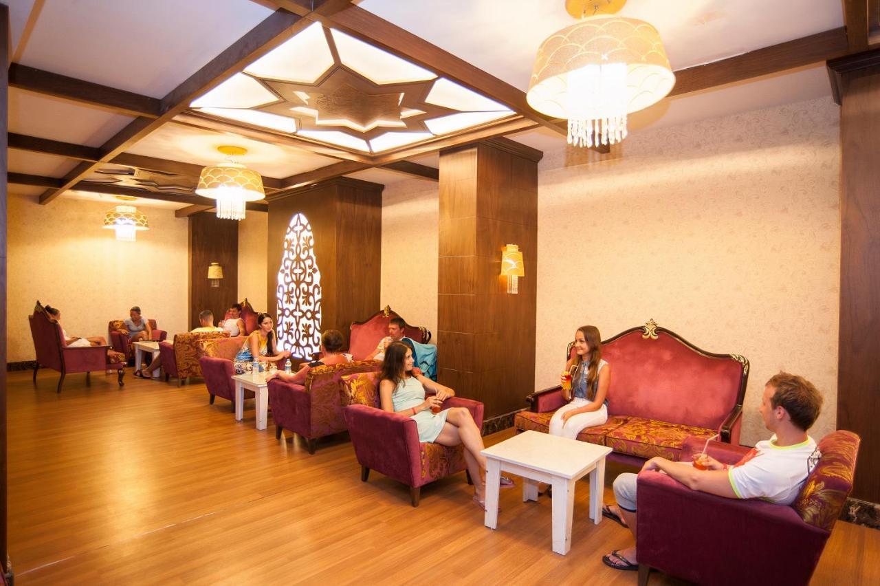 Hotel Concordia Celes Okurcalar
