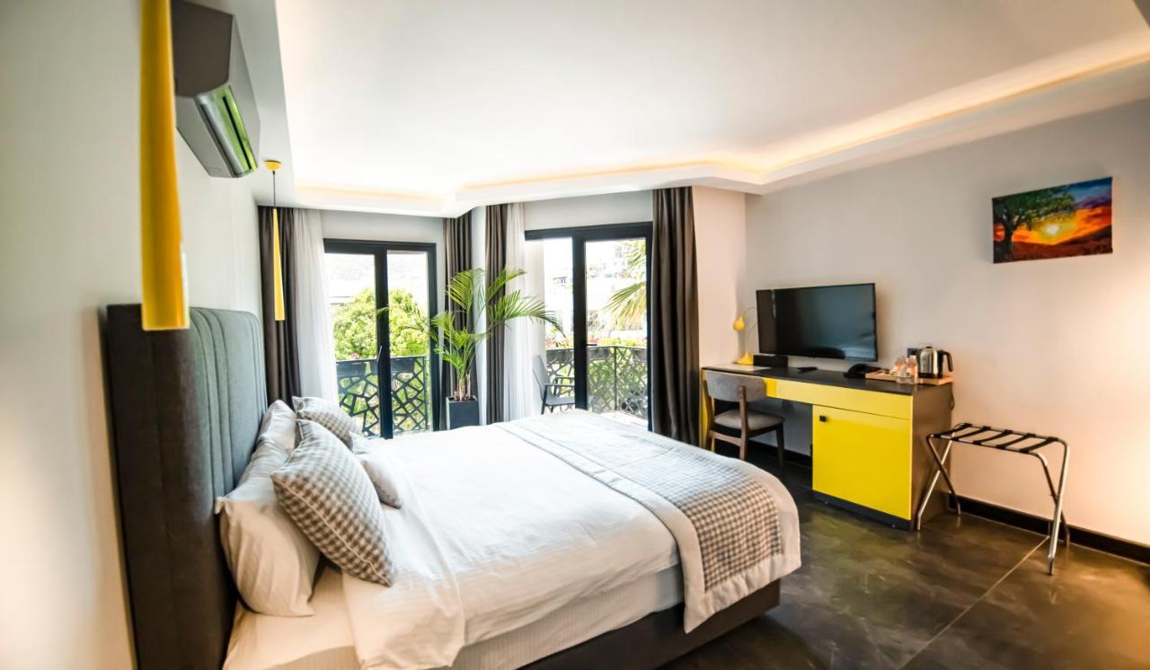 Sea Palm Hotel