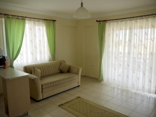 Royal Marina Aparthotel *