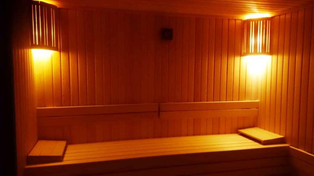 Bilek Hotel