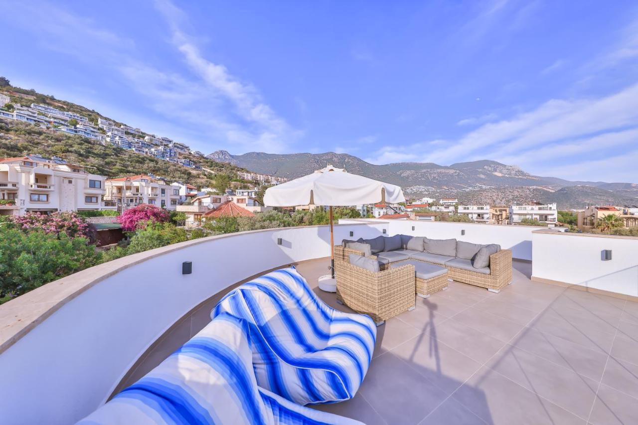 Villa Roxy 3 Bedroom With One Of The Unique Gardens In Kalkan