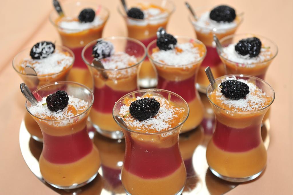 Grenadine Lodge *