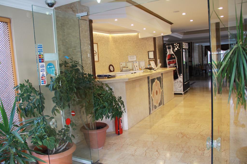 Club Dorado Hotel 3*