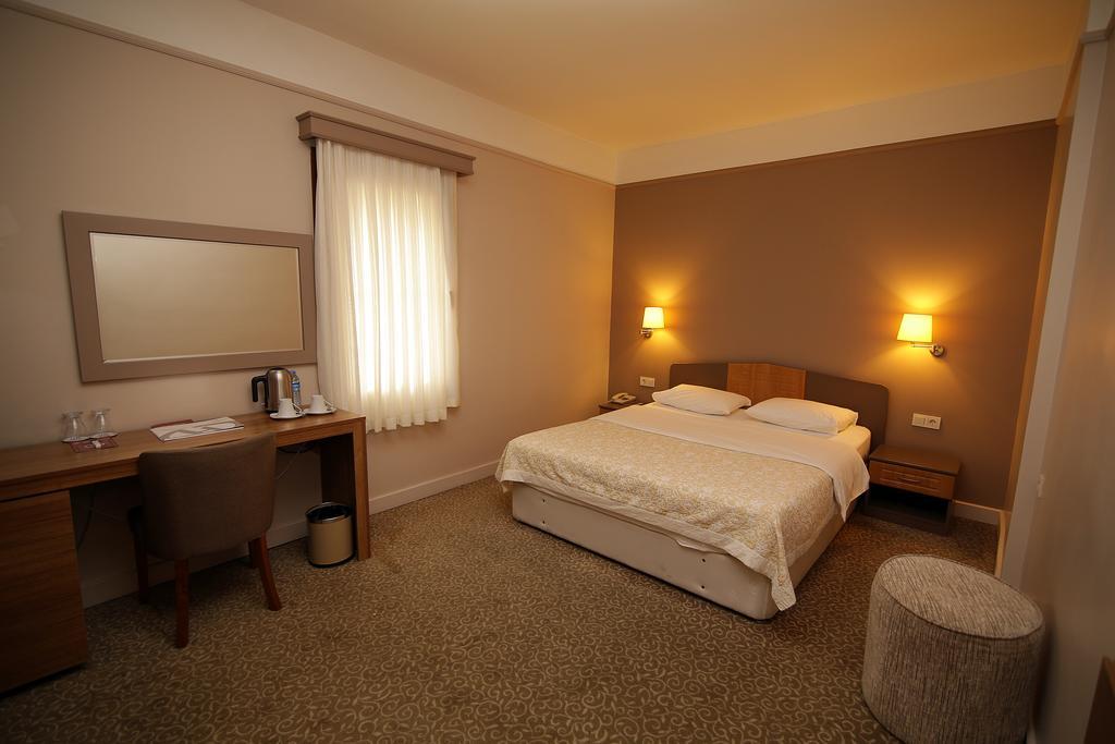 Hotel Grand Cavusoglu 3*