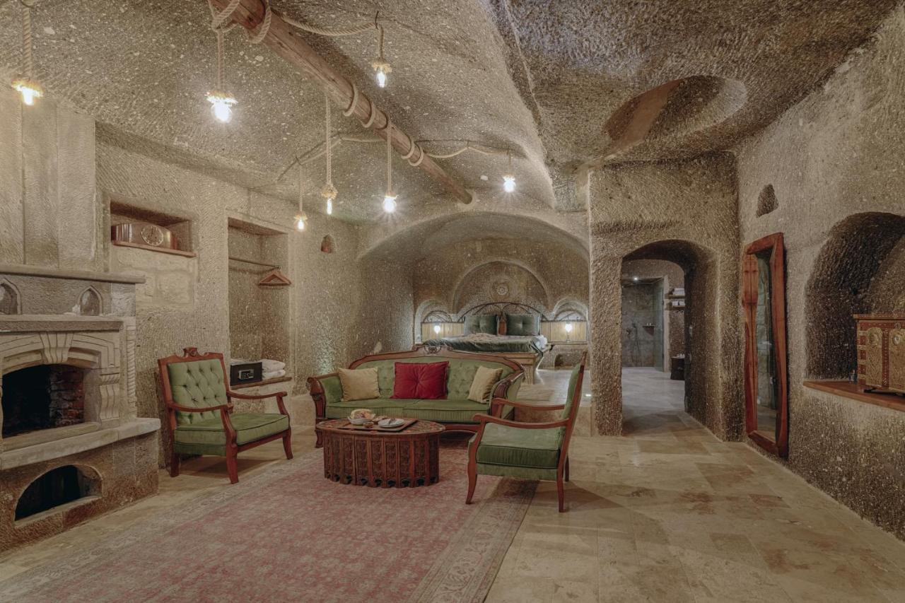 Hera Cave Hotel