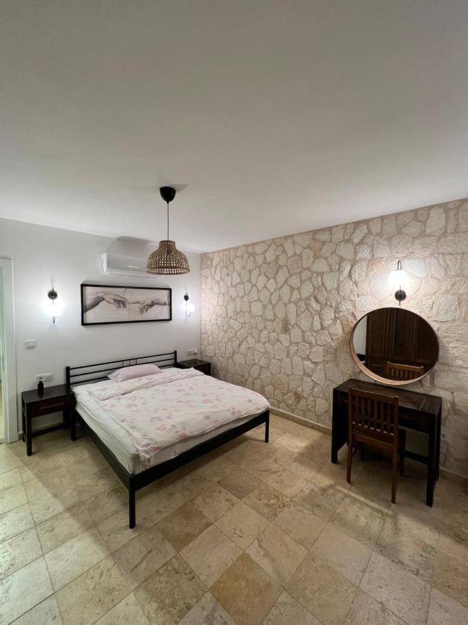 Viola - Kalkan