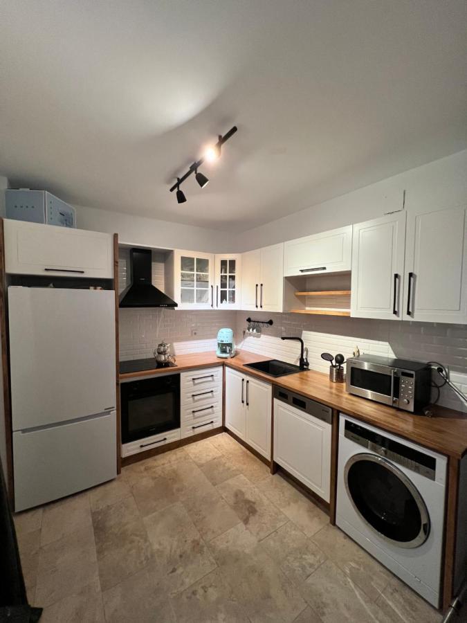 Holiday home Viola -