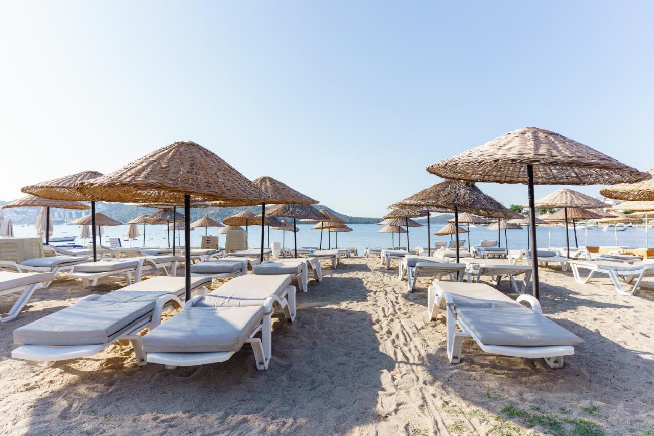 Costa Bitezhan Hotel 4*