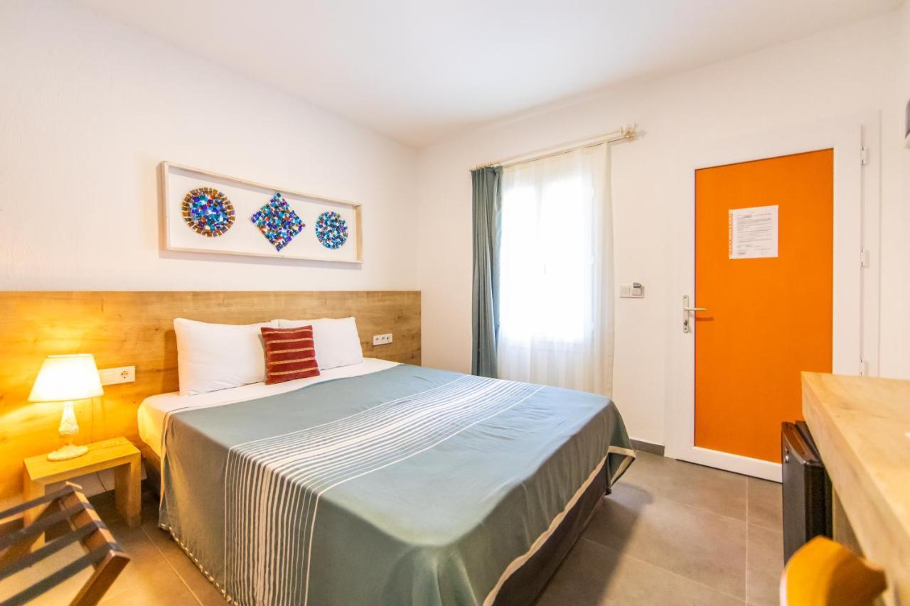 Kefi & Hotel