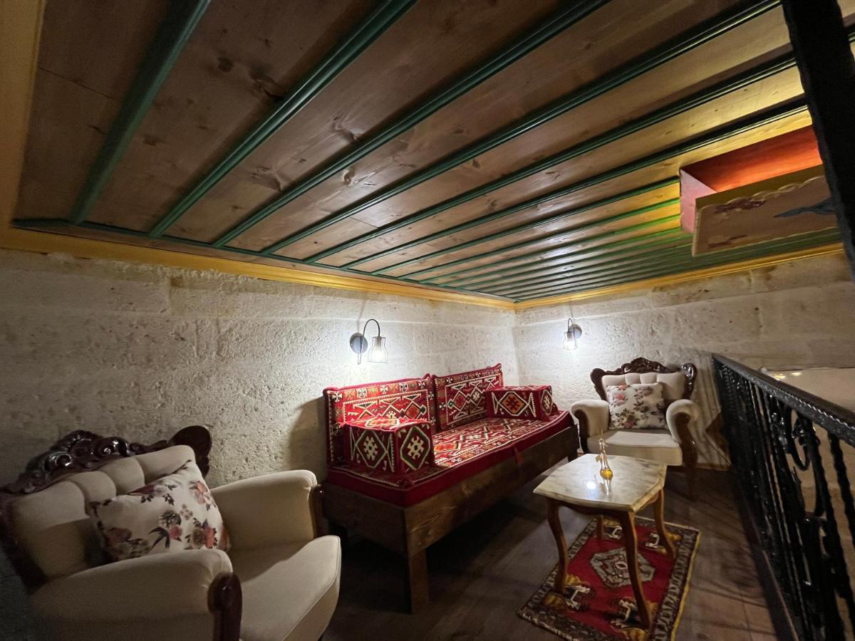 Hotel Zuwinasa House