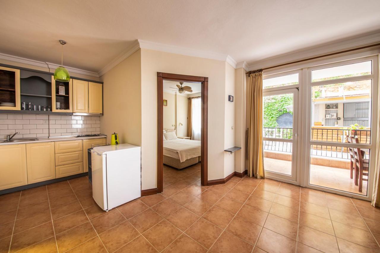 Aparthotel Lantana Aparts