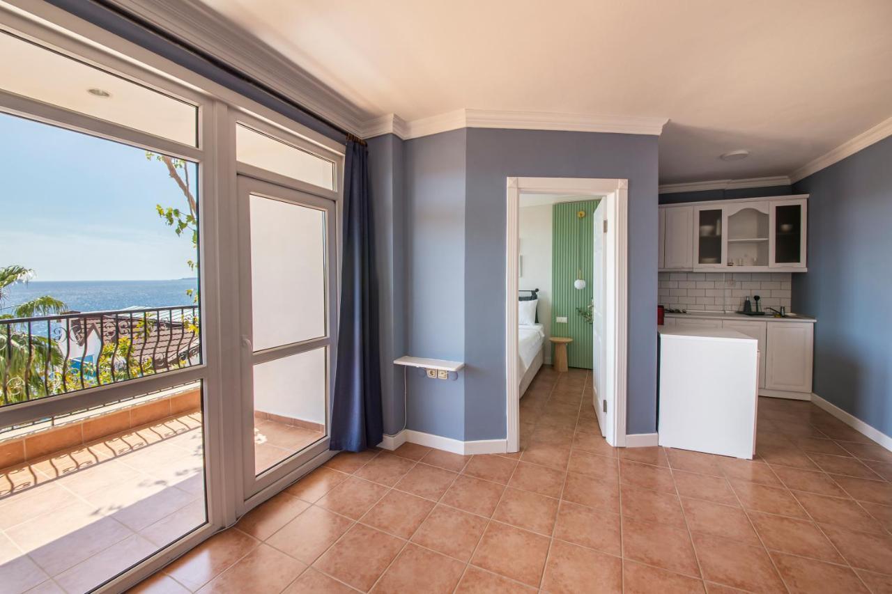 Aparthotel Lantana Aparts 2*