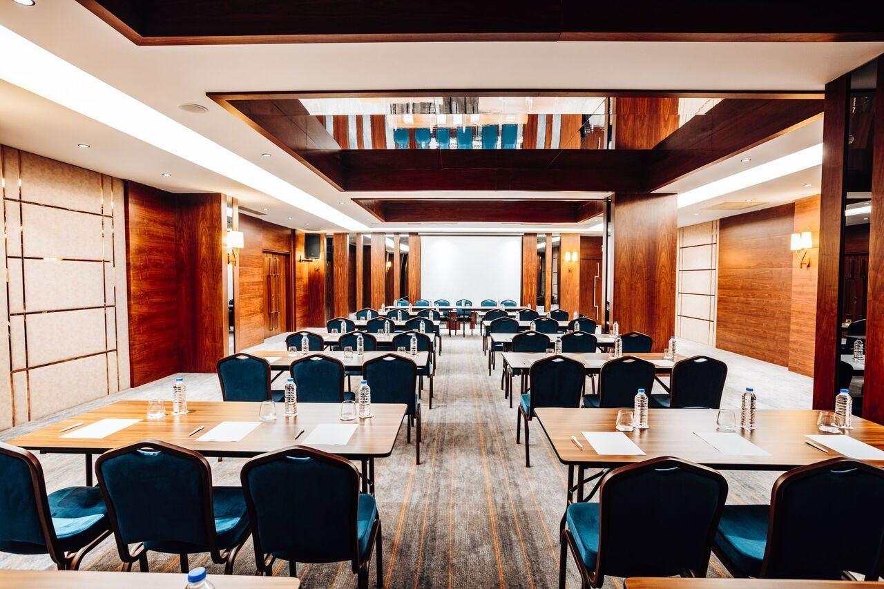 Hotel Alarcha & - Ultra Inc