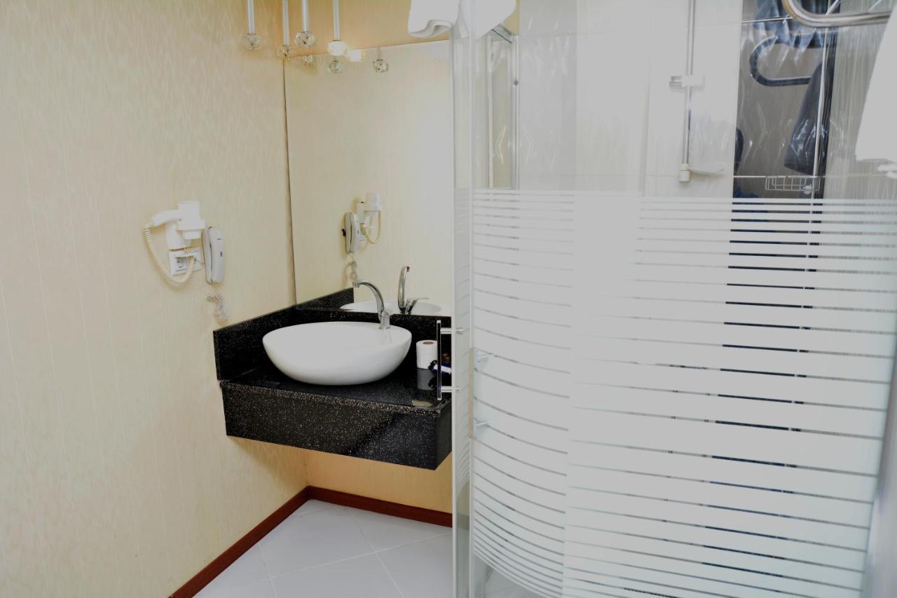 Business Grand Hotel