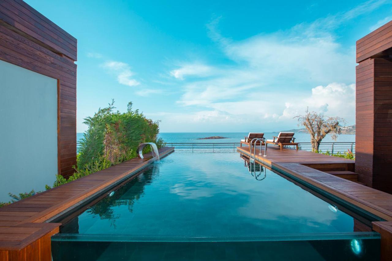 Resort The Elysium
