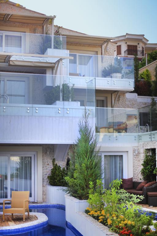 Peninsula Gardens - Adults Only 3*