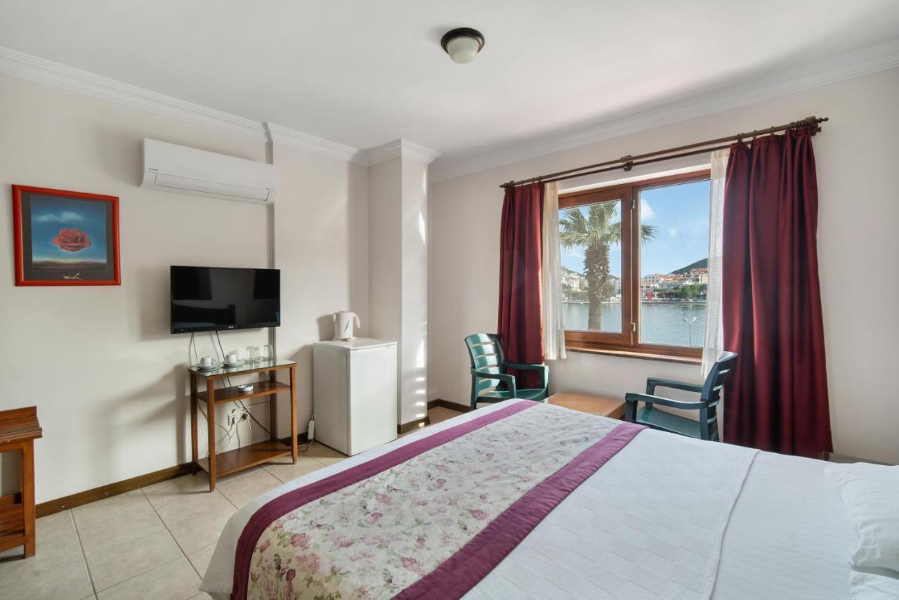 Aparthotel Fora 3*