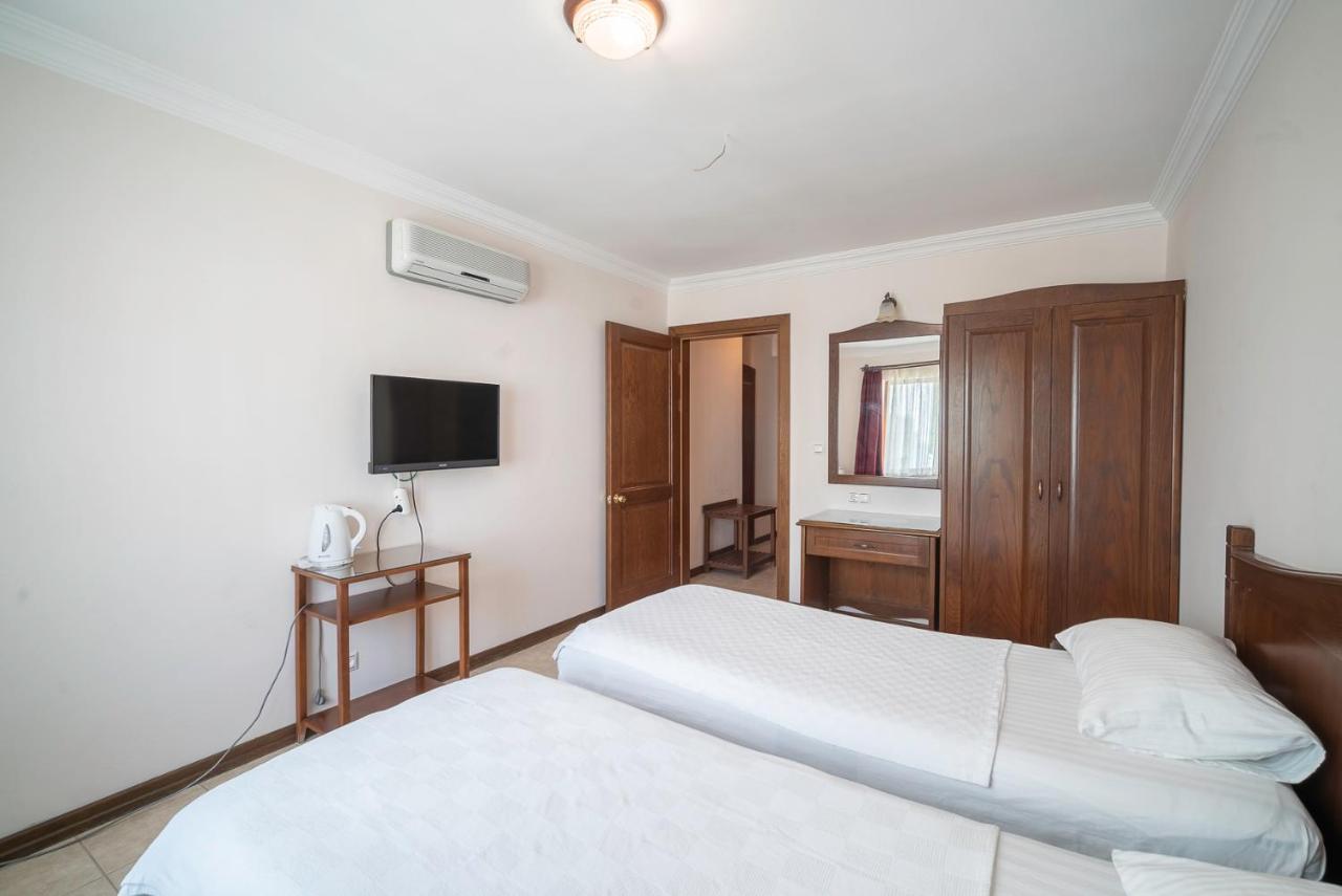 Fora Aparthotel