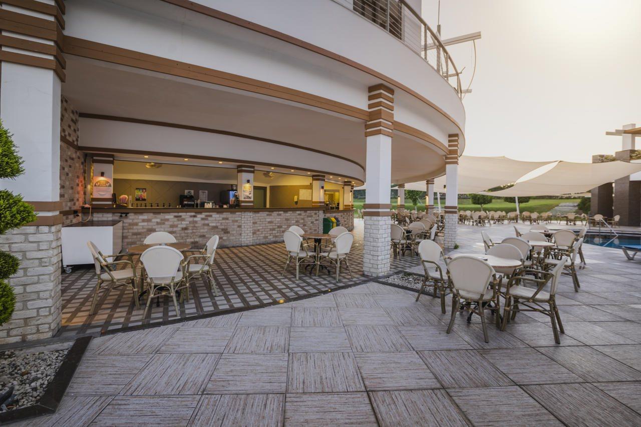 Terrace Elite Ultra 5* Side