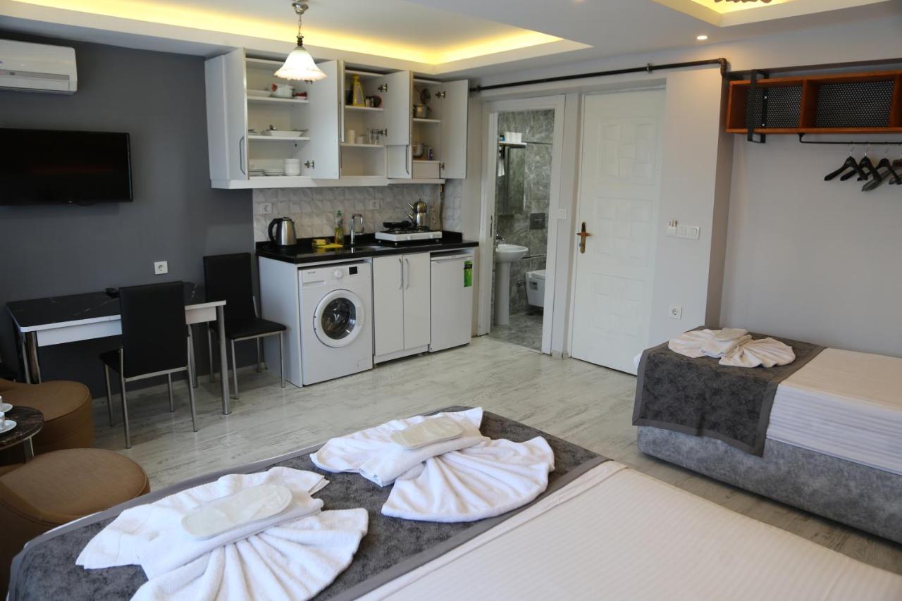 Aparthotel Arat *