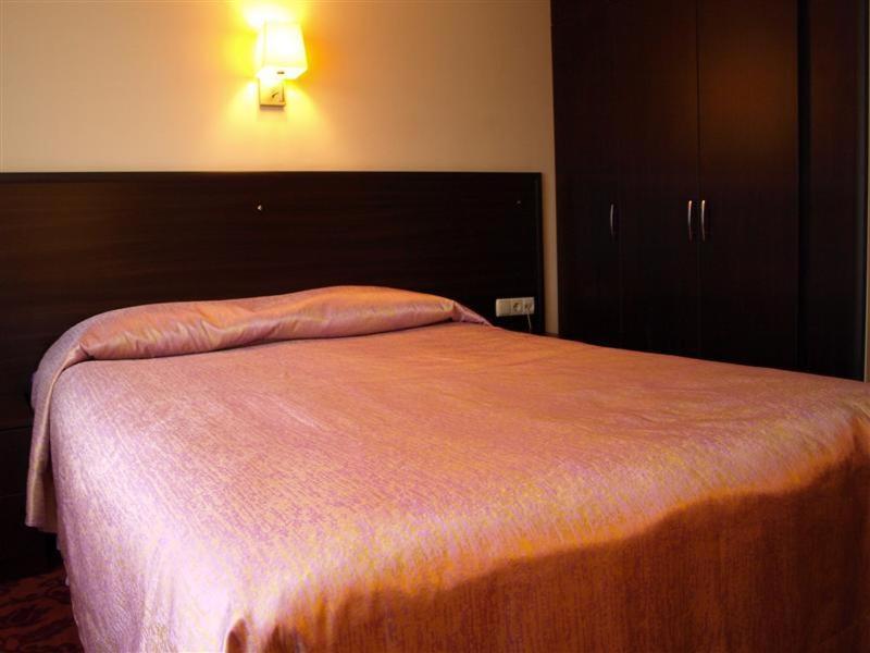 Mola Hotel 3*