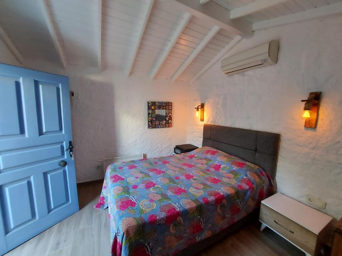1882 (adults Only) Alacati