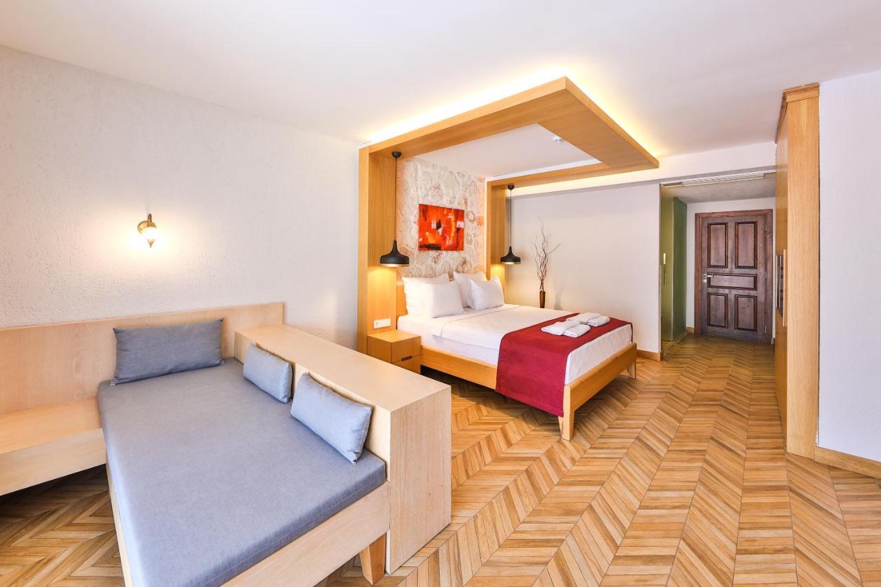 Hotel Atalante