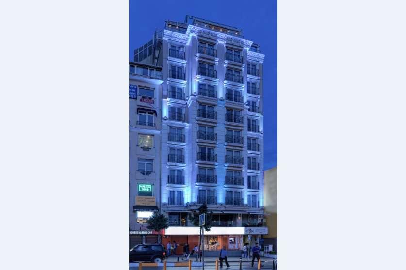 Cvk Taksim Hotel 4*
