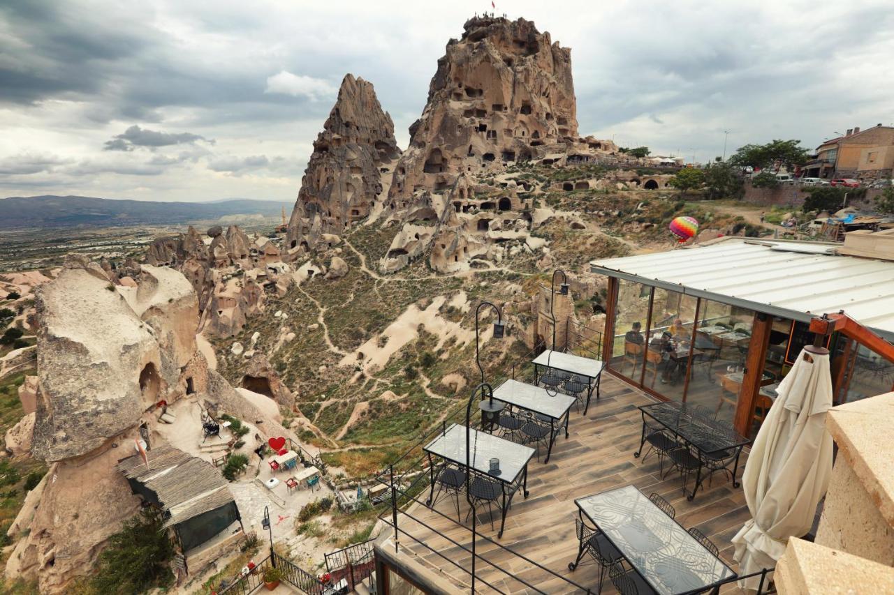 Caldera Cave & Restaurant Hotel