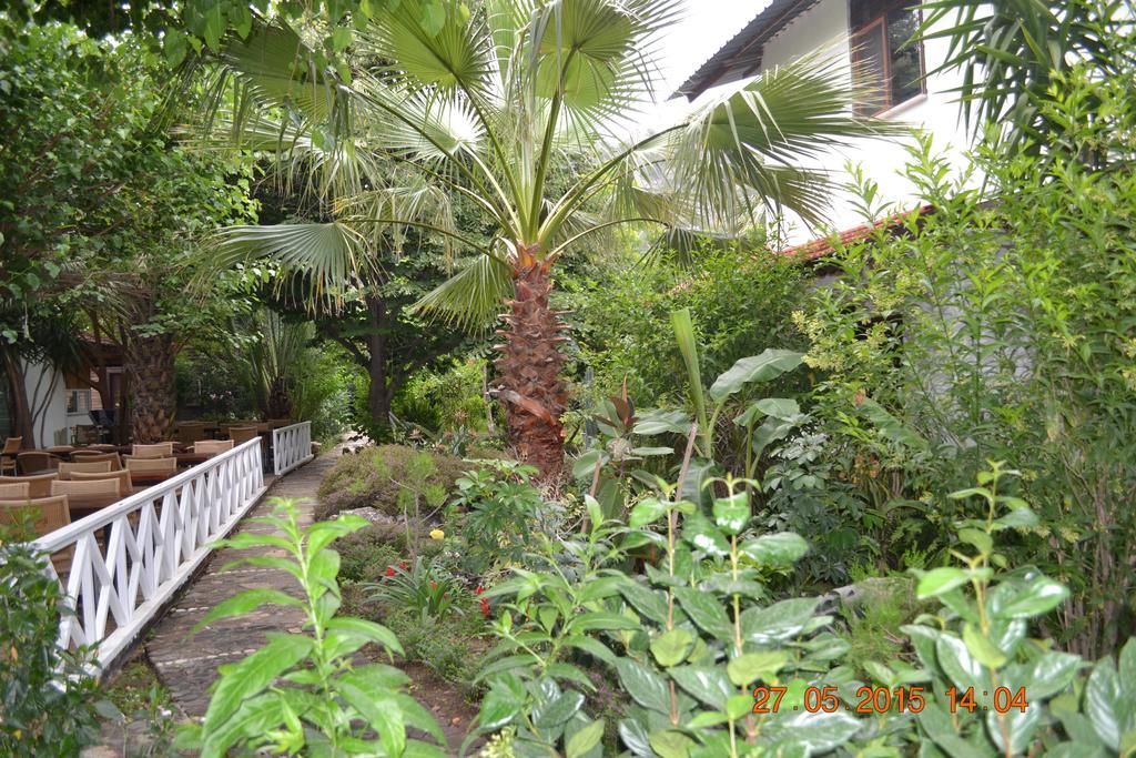 Hotel Oleander Side