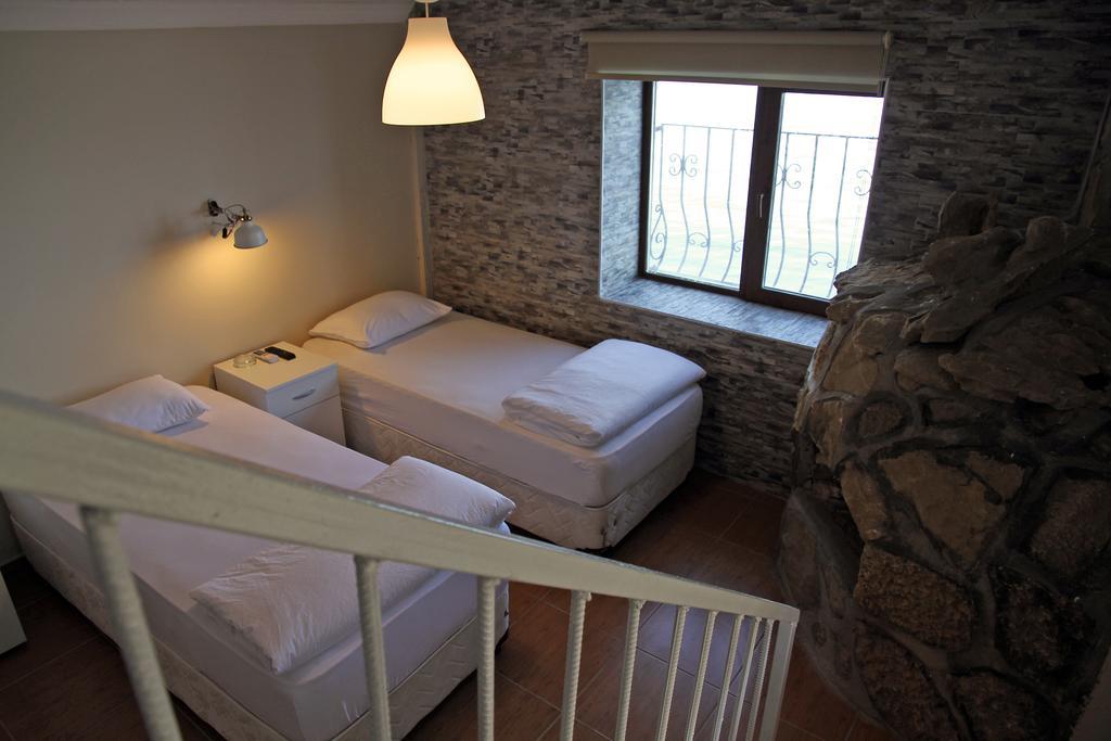 Hotel Aqua Boss 2*