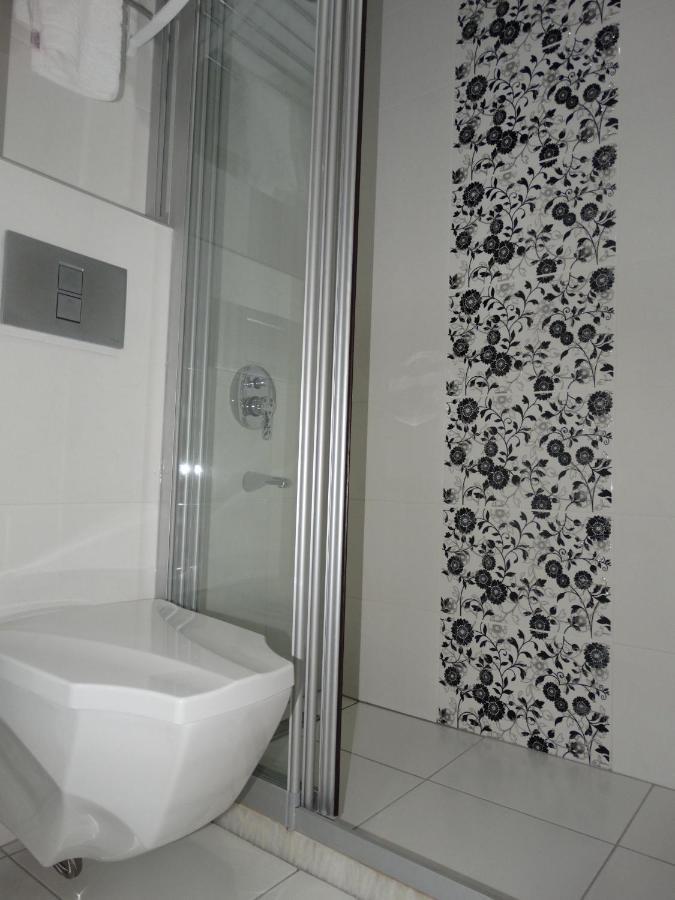 Bronze Hotel 2*