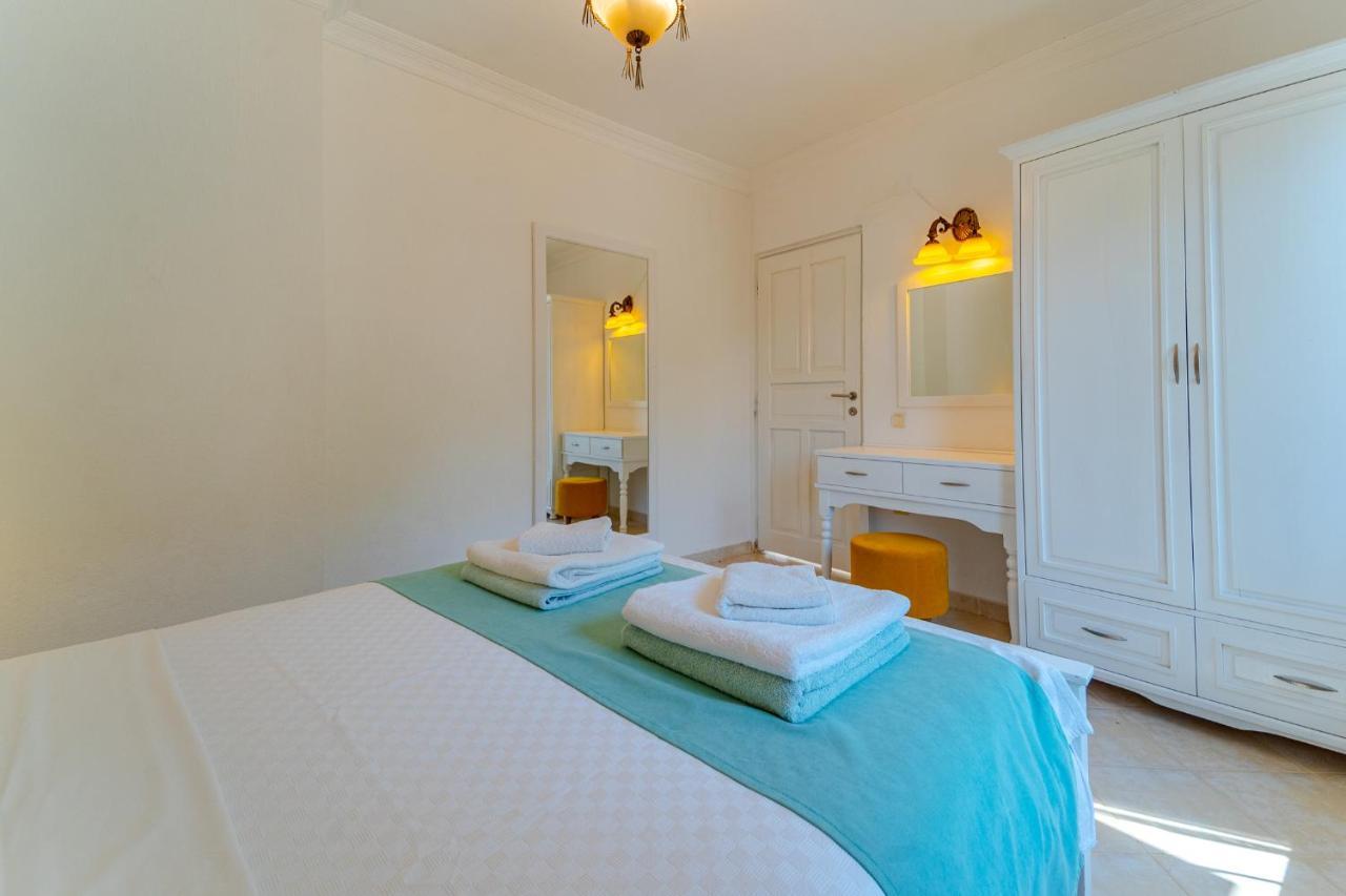 Pier Aparts Apartment *