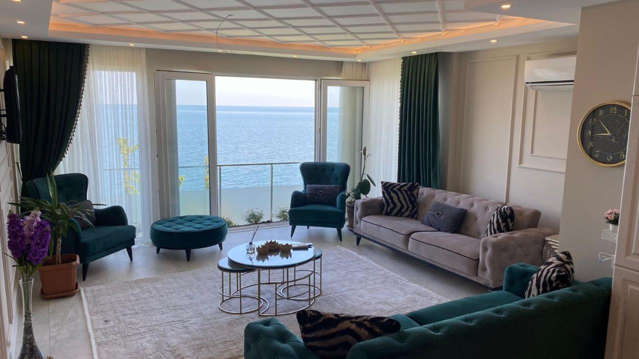 My White Residance Apartment *
