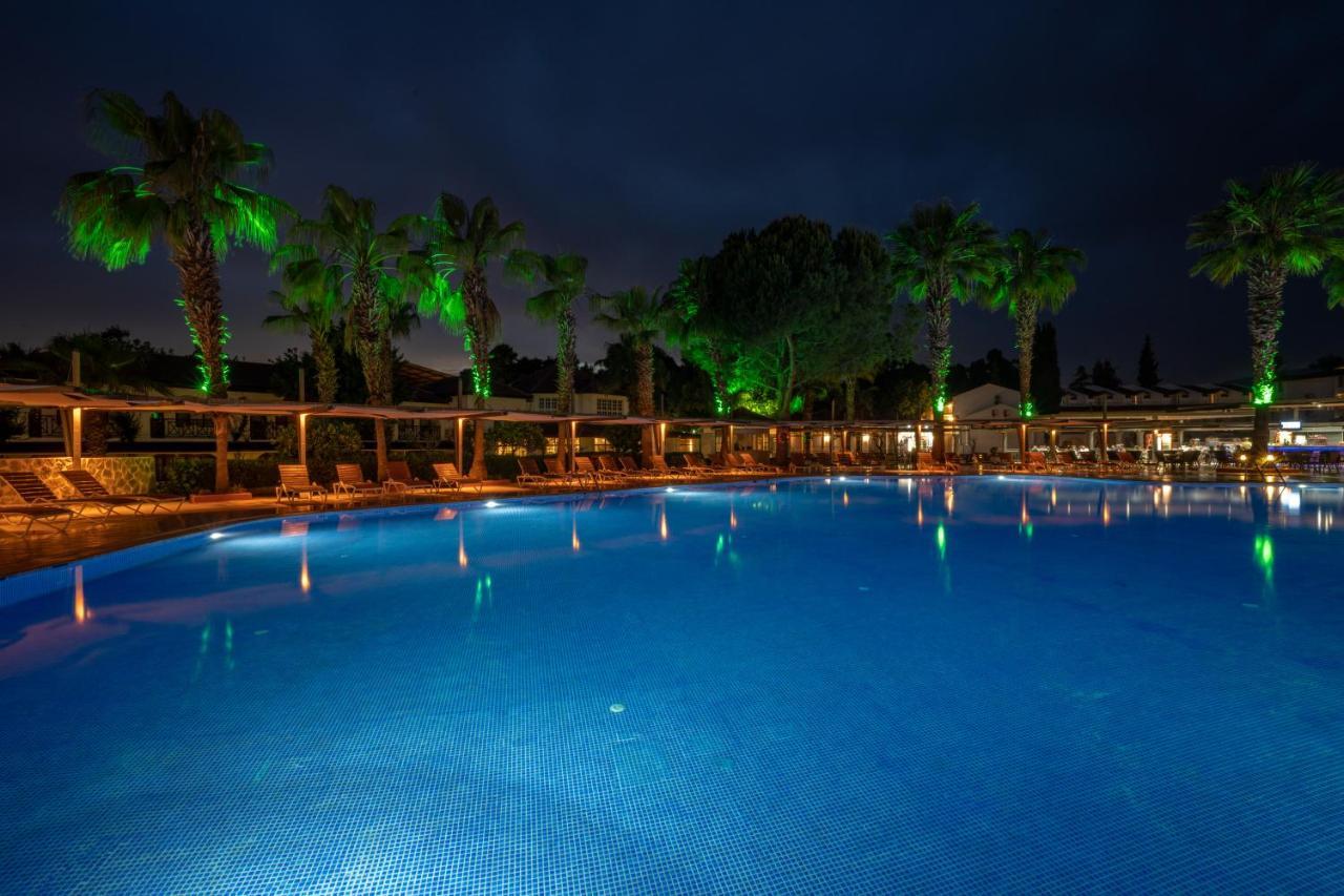 Lykia Botanika Fun & Club 4*