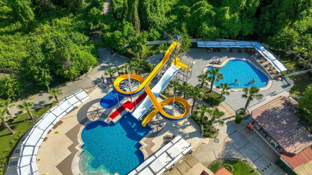 Lykia Botanika Fun & Club Hotel 4*