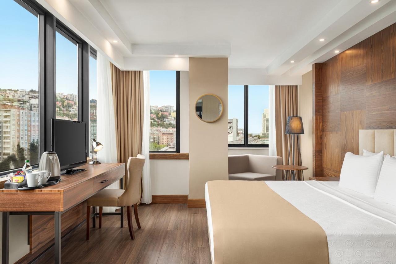 Ramada Plaza By Wyndham Hotel