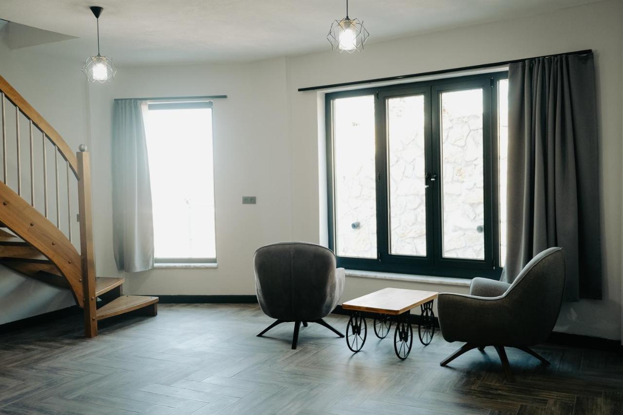 Loft Aparthotel *