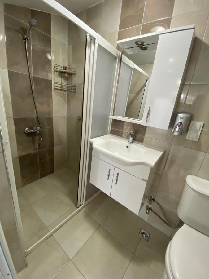 Erken Apartment *