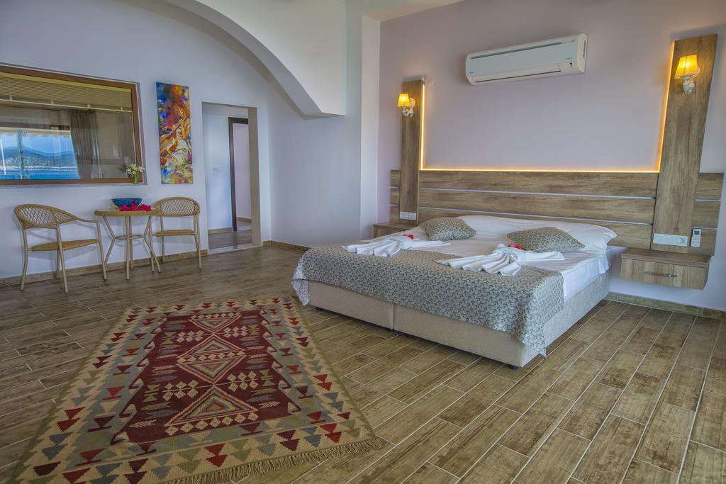 Kas Hotel *