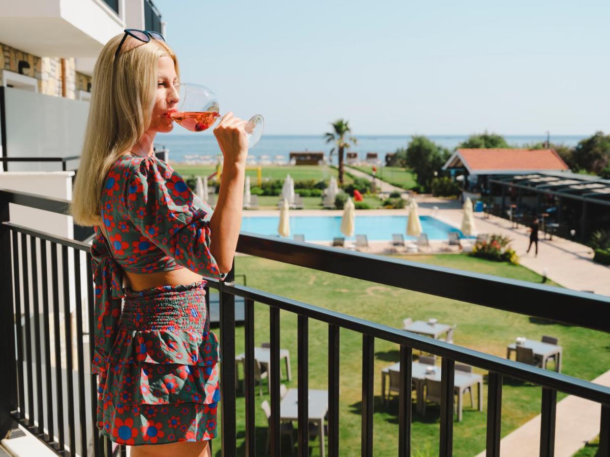 Acroter Hotel 4*