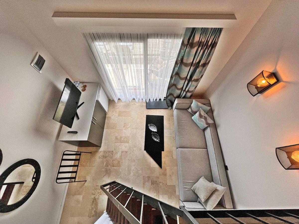 Turnabogazi Ciftlik Evleri Izmir