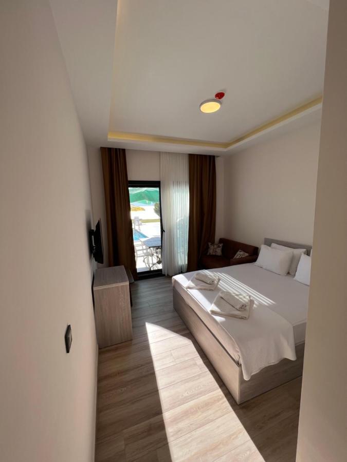Life Point Hotel 3*