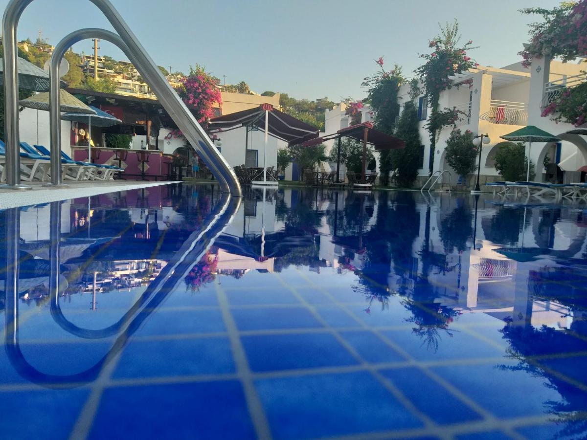 Paradise 3* Bitez