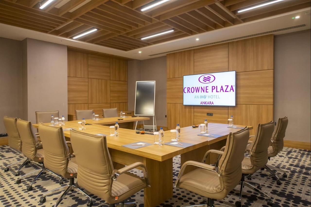Crowne Plaza By Ihg Hotel 5*