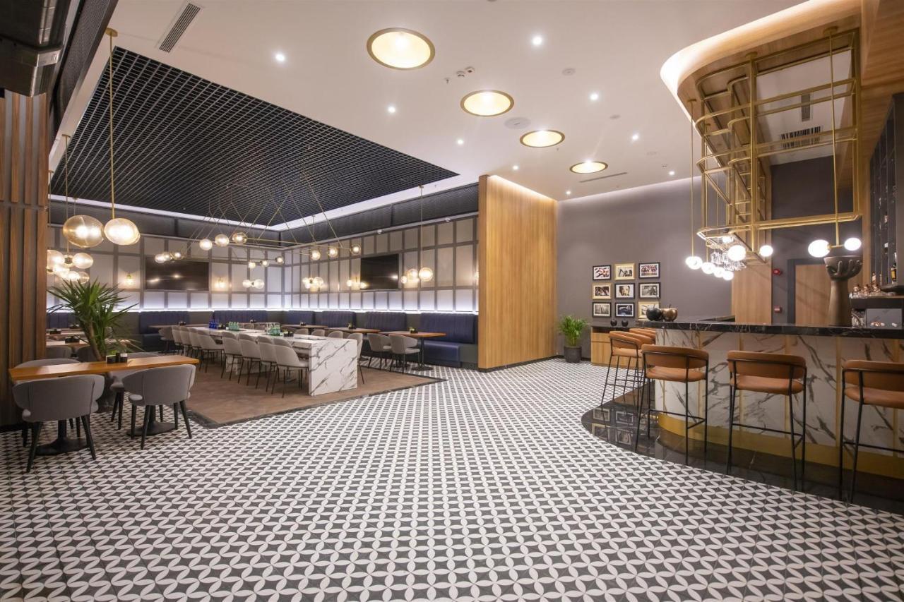Crowne Plaza By Ihg Hotel 5*