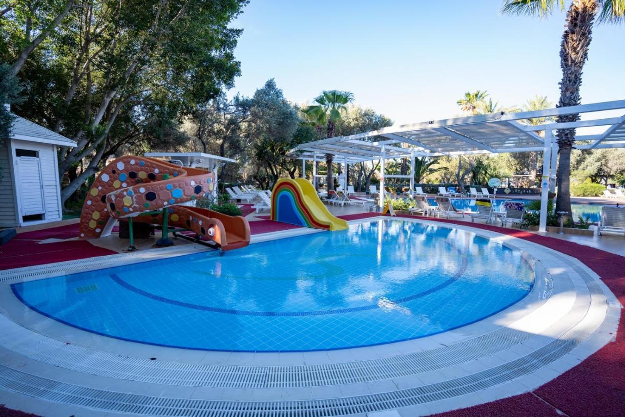 Resort Latanya Park Yaliciftlik