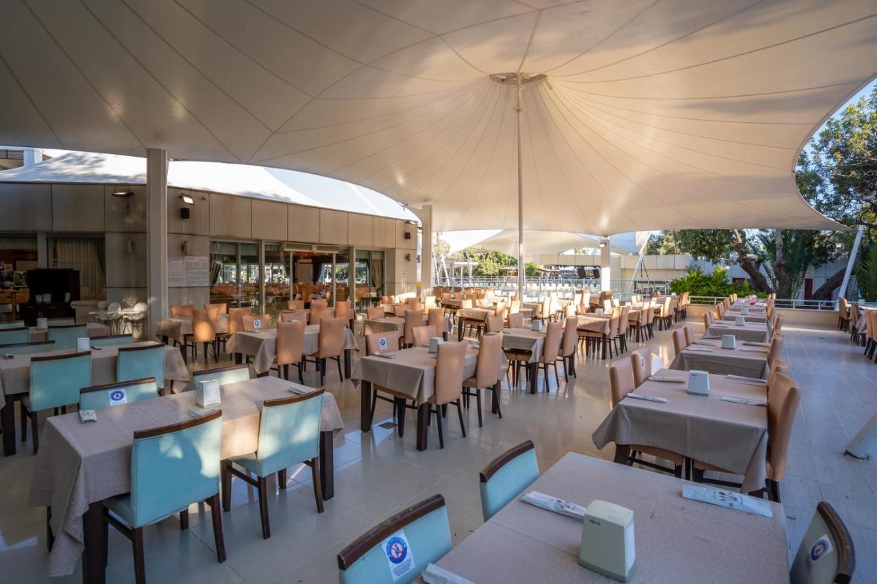 Latanya Park Resort 4*